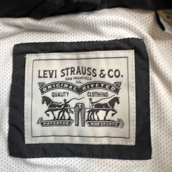 Levi's Strauss & Co Jacket Mens Small Black White Windbreaker Spellout LM9MN221 - Picture 8 of 12